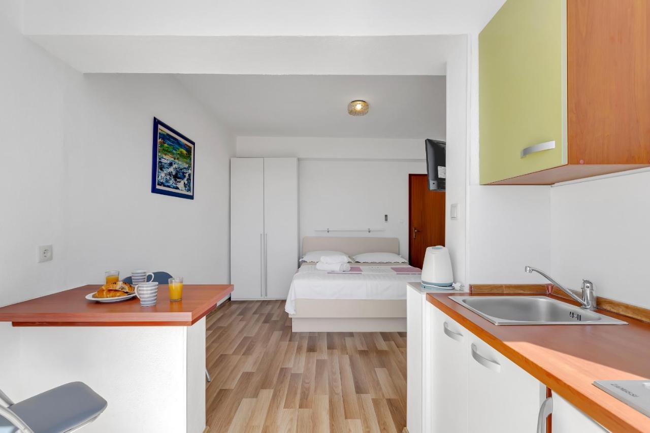 Apartmani Verica Tucepi Exterior photo